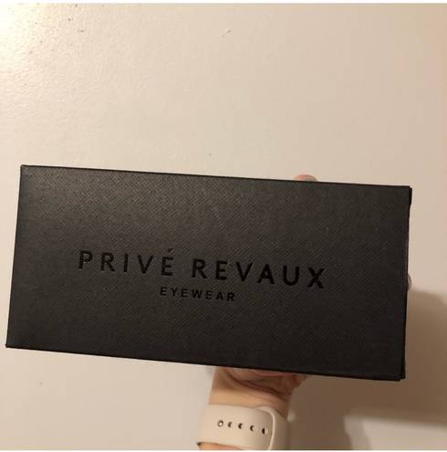 Privé Revaux NWT black Sunglasses 