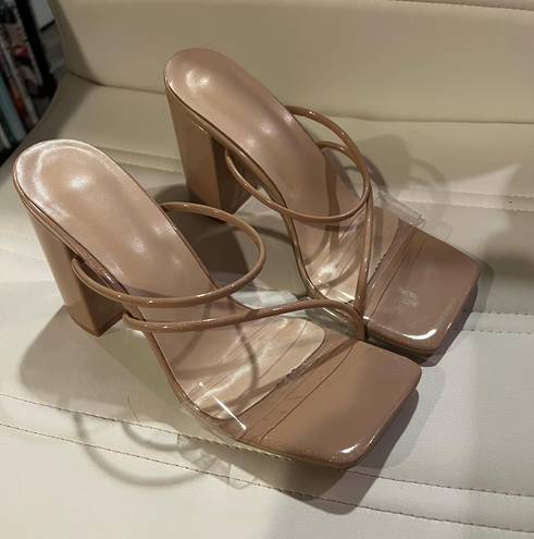 Nude Heels Tan Size 7