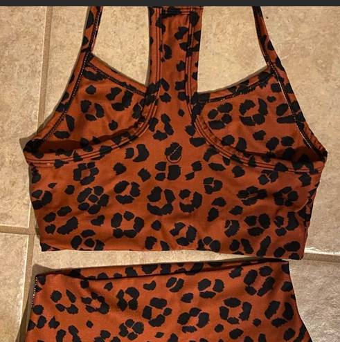 Sage RUST AND BLACK CHEETAH PRINT LEGGINGS 2 piece work out  SET XS