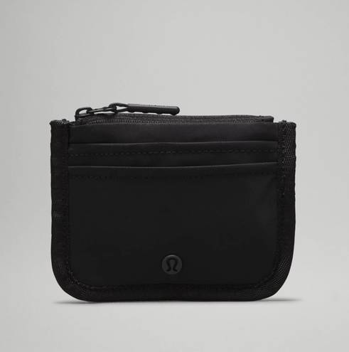 Lululemon true identity card case black