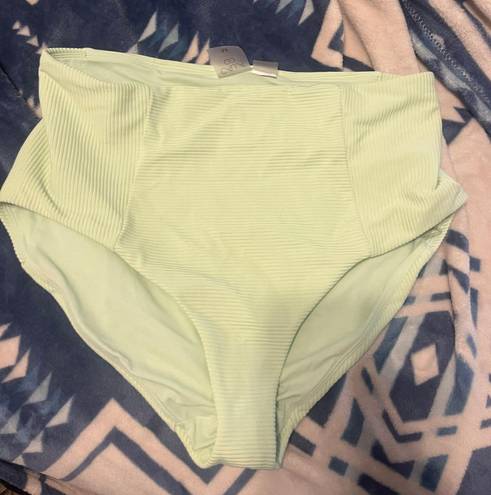 DICK'S Sporting Goods high waisted bottoms 