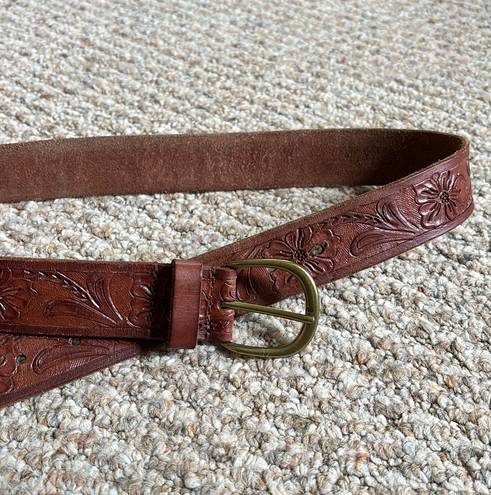 American Eagle brown tooled floral genuine buffalo leather belt