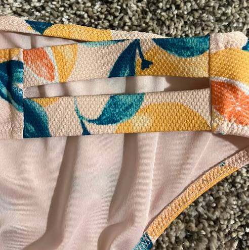 Shade & Shore  bathing suit bottoms 