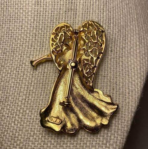 Krass&co JJ Jonette Jewelry  Angel brooch gold tone vintage stamped