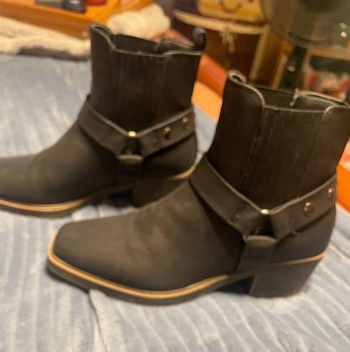 Booties Black Size 6