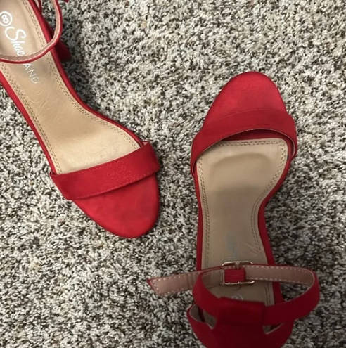 Shoe Land  Red Platform Heels, Size 8, EUC