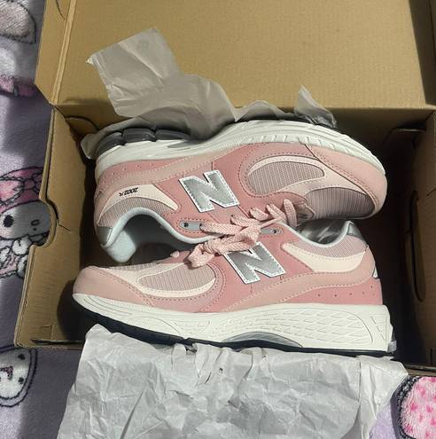 New Balance Pink