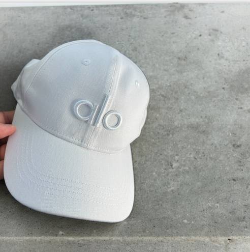 Alo Yoga Off-duty hat, Trucker cap- White