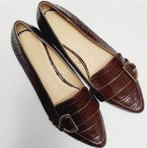 Ann Taylor  Factory brown croco pointed toe flats size 6