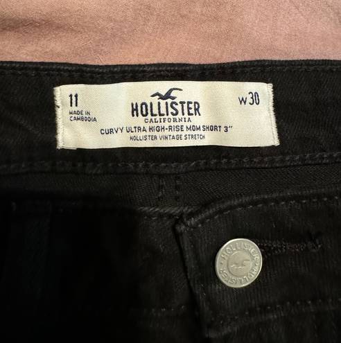 Hollister High-rise Mom Shorts