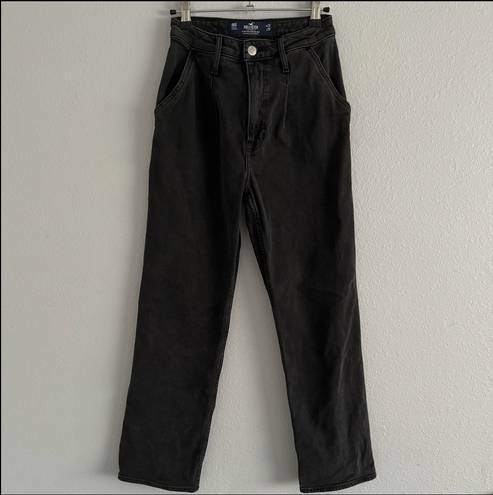 Hollister Ultra High-Rise Black Pleated Dad Jeans