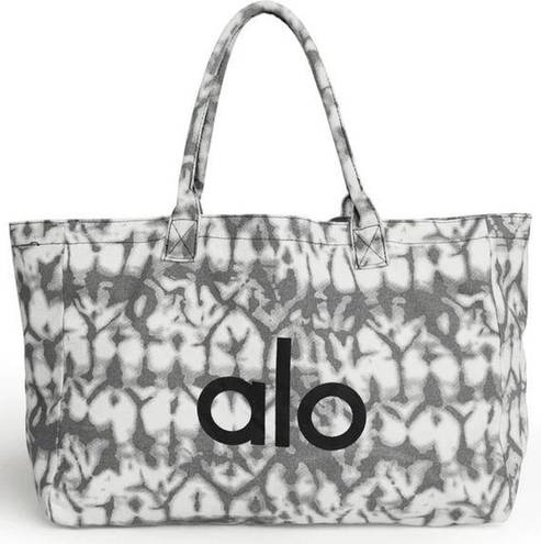 Alo Yoga  Gym Bag/Large Shopper Tote Grey Tiedye