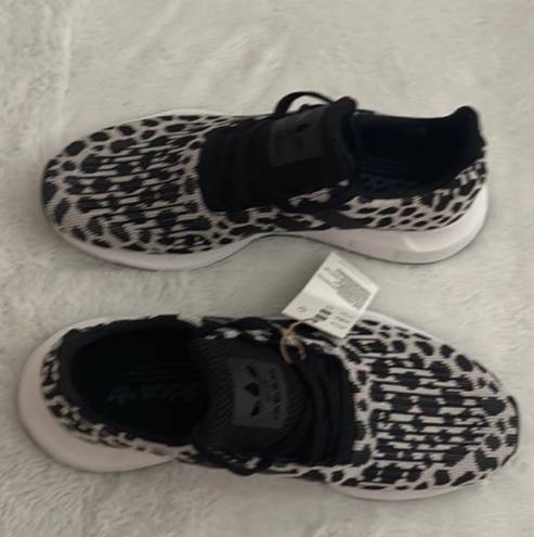 Adidas Swift Run Leopard-Print Shoe, Size: 9