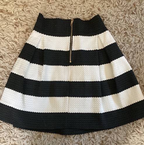 Ginger G Black & White Structured Circle Skirt