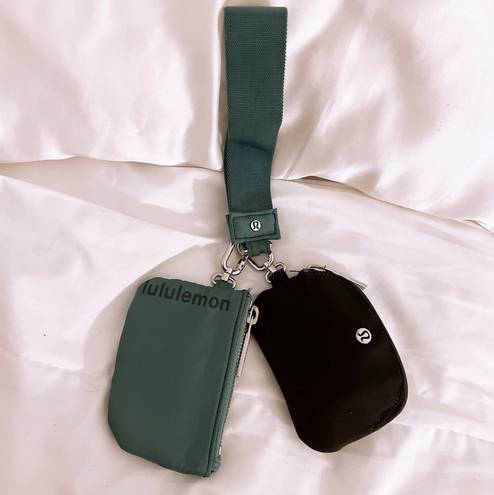 Lululemon Dual Pouch Wristlet Green