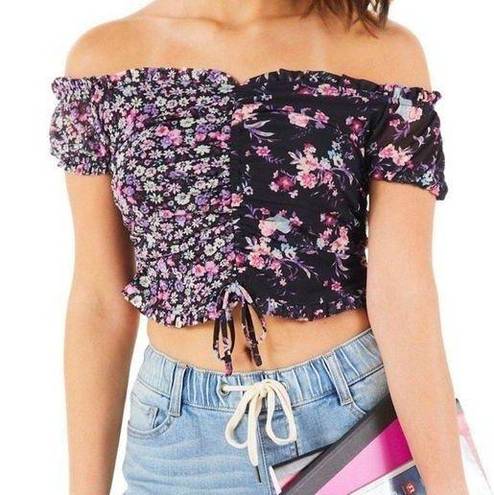 Crave fame  Rouched Juniors Floral Top NWT Small