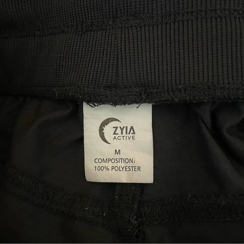 Zyia  Active Canyon Shorts in Black Size Medium