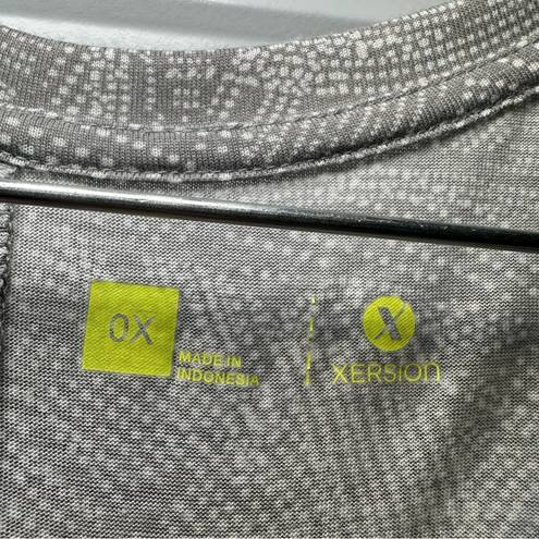 Xersion  Grey Print V Neck Short Slit Tie Sleeve size 0X