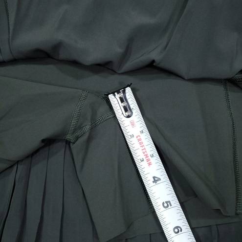 Spanx  Get Moving Pleated Green Skort Skirt Women's Size Large Booty Boost