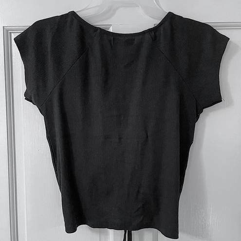 Poof New York Black Tie-hem Drawstring Ruched Short Sleeve V-Neck Ribbed Crop Top