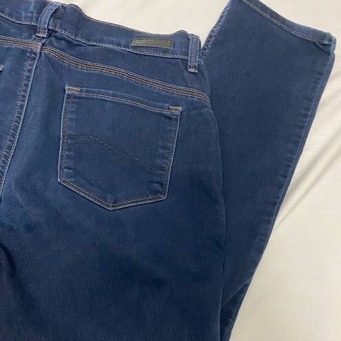 Lee  Easy Fit Blue Jeans