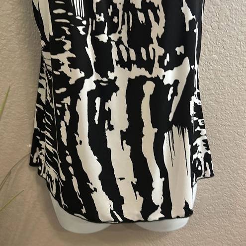 A Byer A. Byer black and white knit tank style top size small