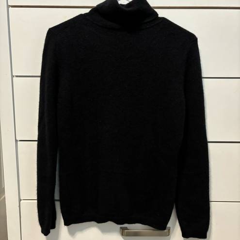 Garnet Hill  Essential Cashmere Turtleneck Sweater Black