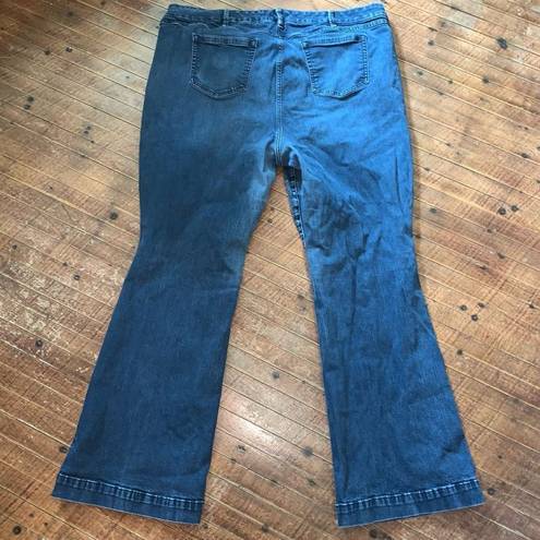 Torrid  mid-rise flare distressed 24 tall vintage stretch normcore jeans