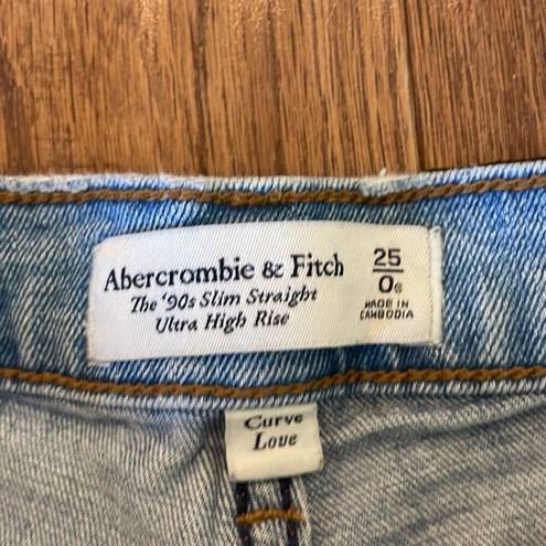 Abercrombie & Fitch  the 90’s slim straight ultra high rise jeans size 0 short