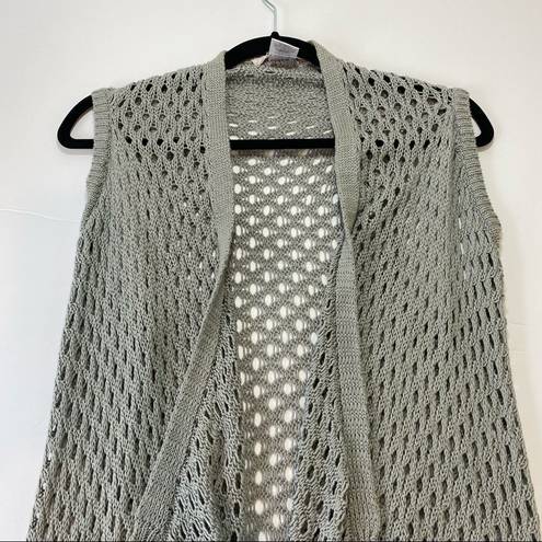 Romeo + Juliet Couture  Crochet Vest Grey Sz Small Loose Knit Drapey Front Y2K