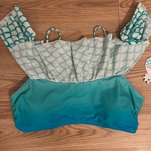 Raisin's NWT  mermaid off the shoulder bikini top size XL