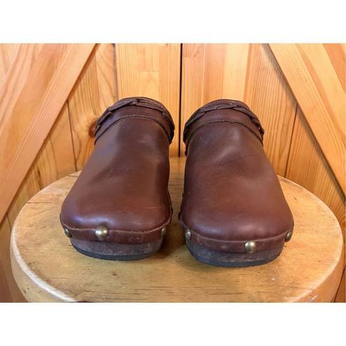 Ruff Hewn  Wood Clogs 7M Brown Leather