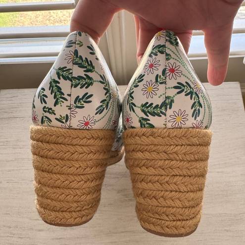 Jack Rogers NWOT  Floral Espadrille Wedges