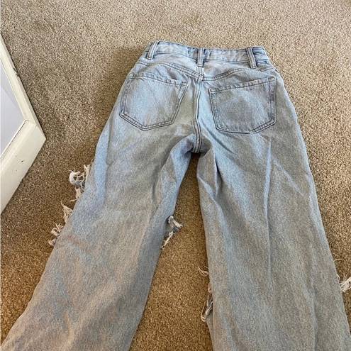 PacSun 90s Boyfriend Ripped Jeans Size 23