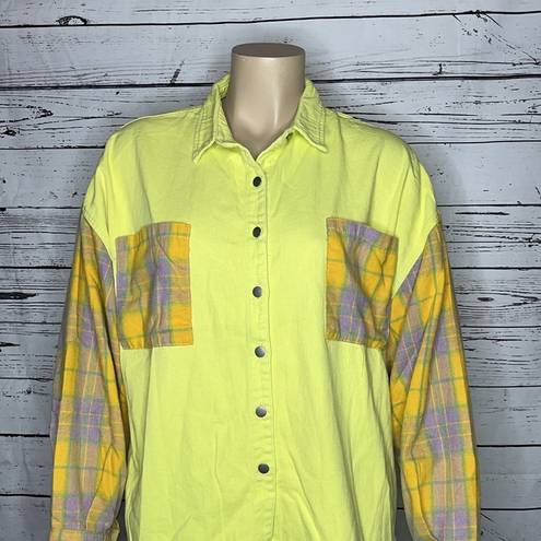 POL  Size XL Chartreuse w/ Plaid Flannel Shacket - Button Down Shirt Jacket