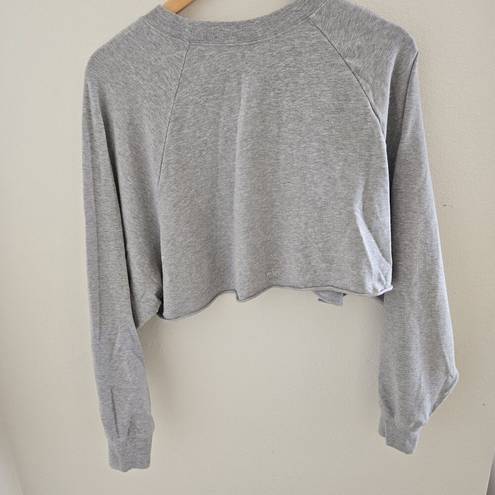 Alo Yoga  Cropped Double Take Pullover Sweater Gray Heather Women's Size S EUC