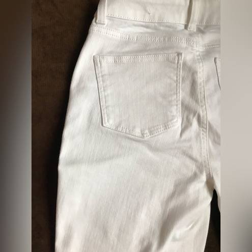 Talbots Chicos Straight Leg White Simply Flattering 5 Pockets Jeans Size 2P