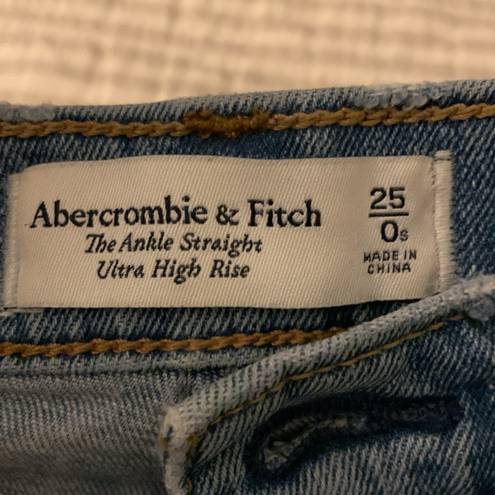 Abercrombie & Fitch  The Ankle Straight Ultra High Rise jeans size 25