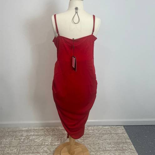 Pretty Little Thing Red Strappy Satin Gathered Midi Dress in Red