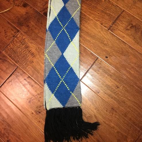 New York And Company Elegante  “” wool scarf