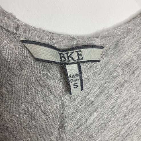 BKE  by the buckle gray ribbed open cardigan size small