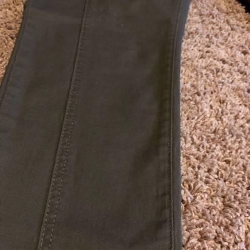 Seven7 Seven olive green ankle pants sz 12 NWT