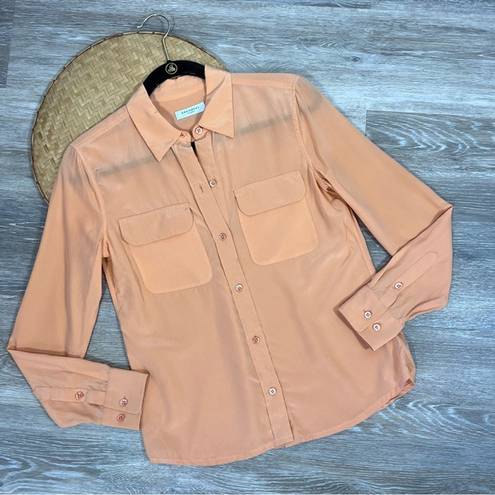 Equipment  femme 100% silk peach button down blouse