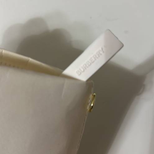 Burberry Pre‎ loved  white cosmetic make up bag 8 inches