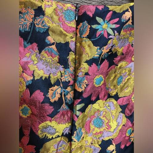 TCEC  Large, multi colored satin brocade material with beautiful flower pattern