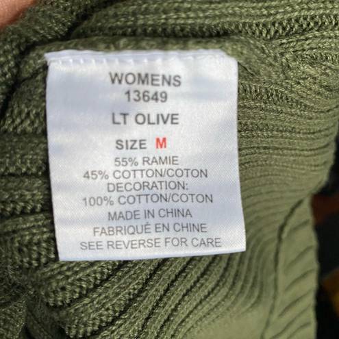 Woolrich  Women’s Olive Green Knit Quilted Sleeveless Zip Up Vest Size Medium