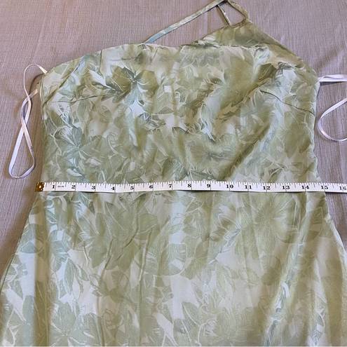 Lulus NWOT  Sweet and Stylish Green Floral Jacquard One-Shoulder Midi Dress