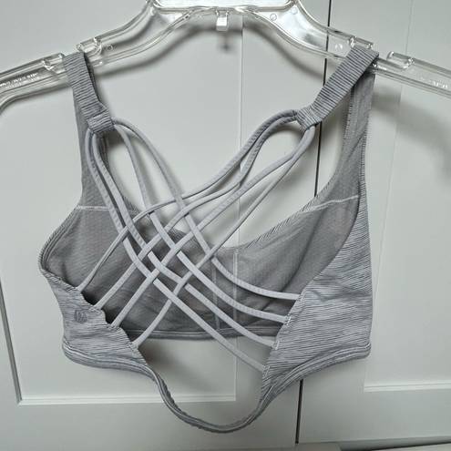 Lululemon  free to be bra size 8