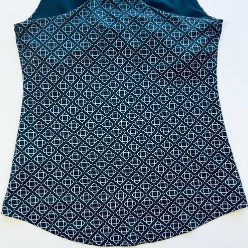 Satva  Kama Cami Yoga Ombré Tank Top Printed Criss Cross Built in Bra Black M