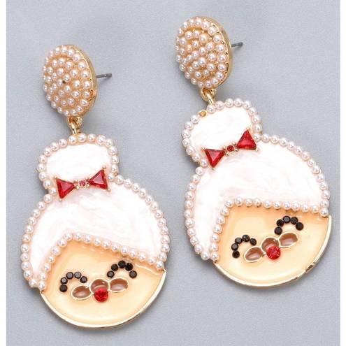 ma*rs New Holiday Fashion . Claus/Granny Pearl Bead Design Alloy Stud Earrings-OS